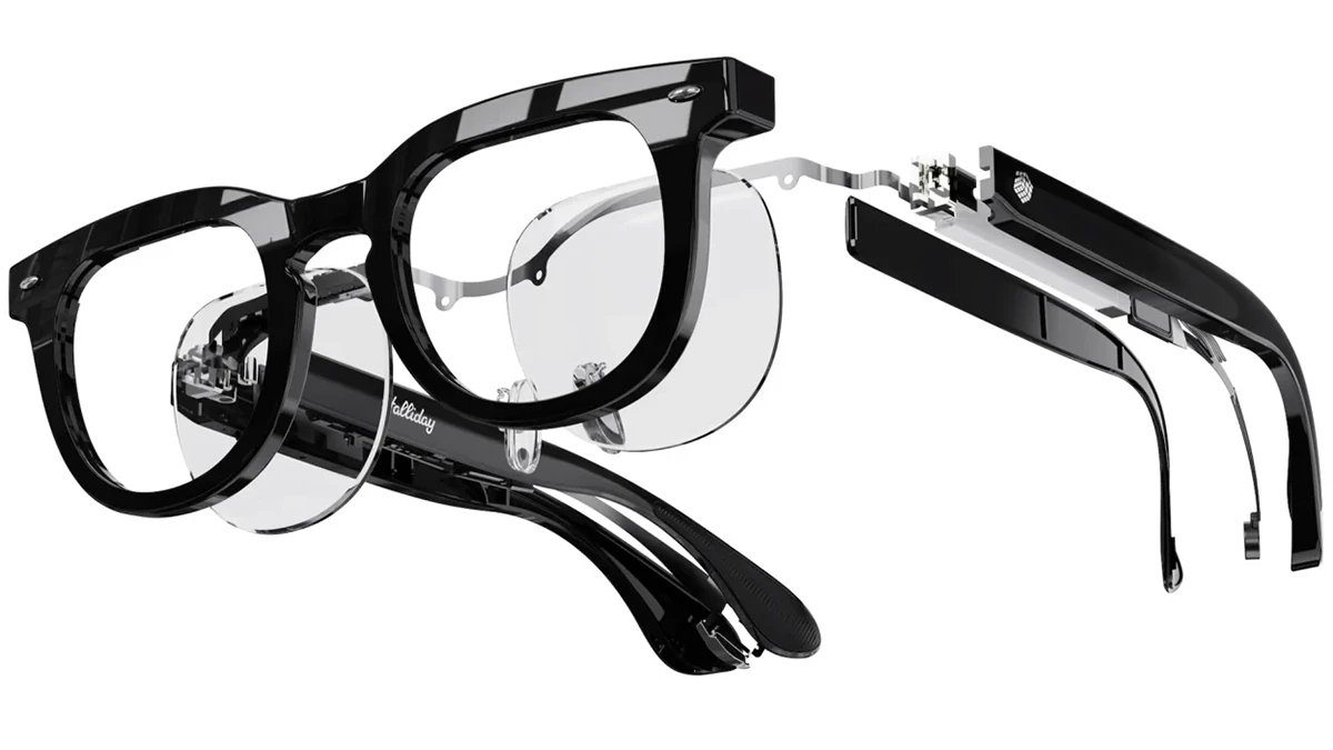 Halliday AI Glasses, a smart glasses designed to be lightweight and comfortable for everyday use.